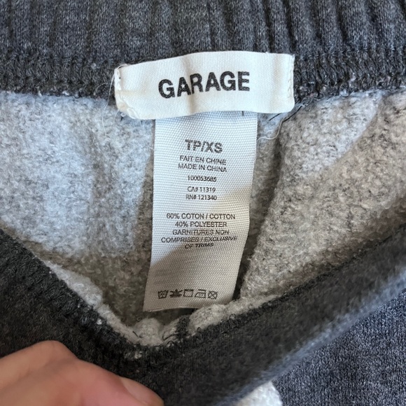 Grey loose sweatpants - Picture 3 of 3